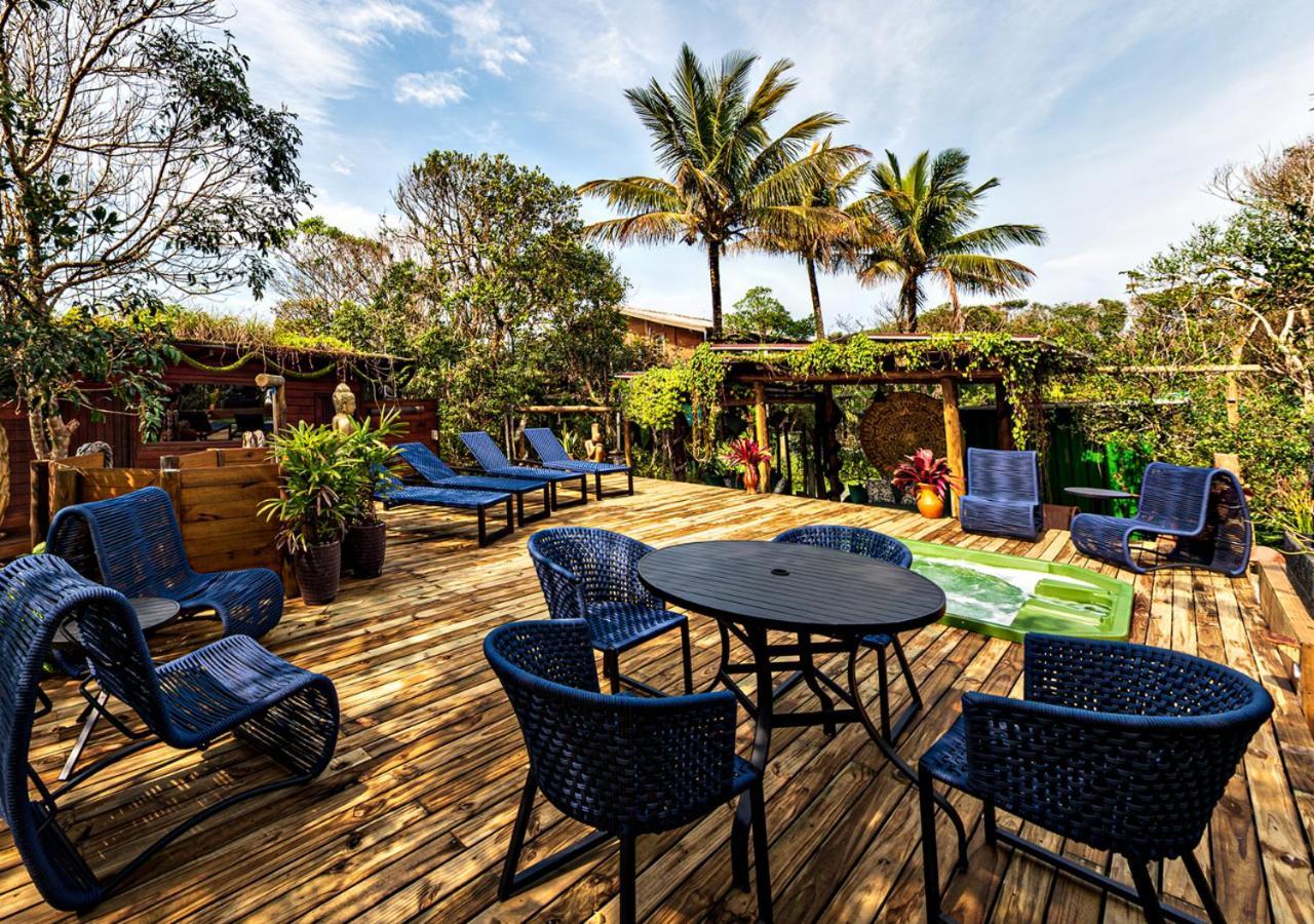Grajagan Surf Resort Ilha do Mel Esterno foto