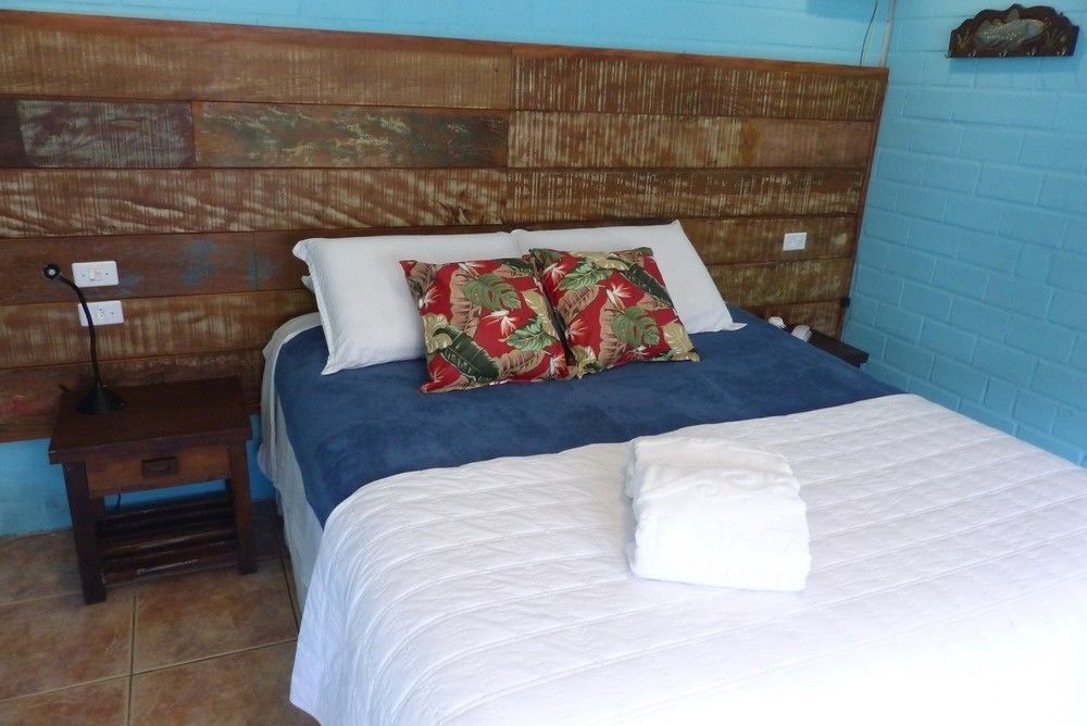 Grajagan Surf Resort Ilha do Mel Esterno foto