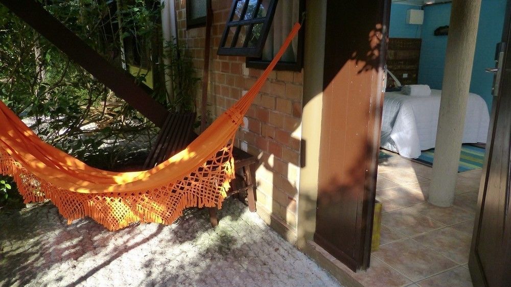 Grajagan Surf Resort Ilha do Mel Esterno foto